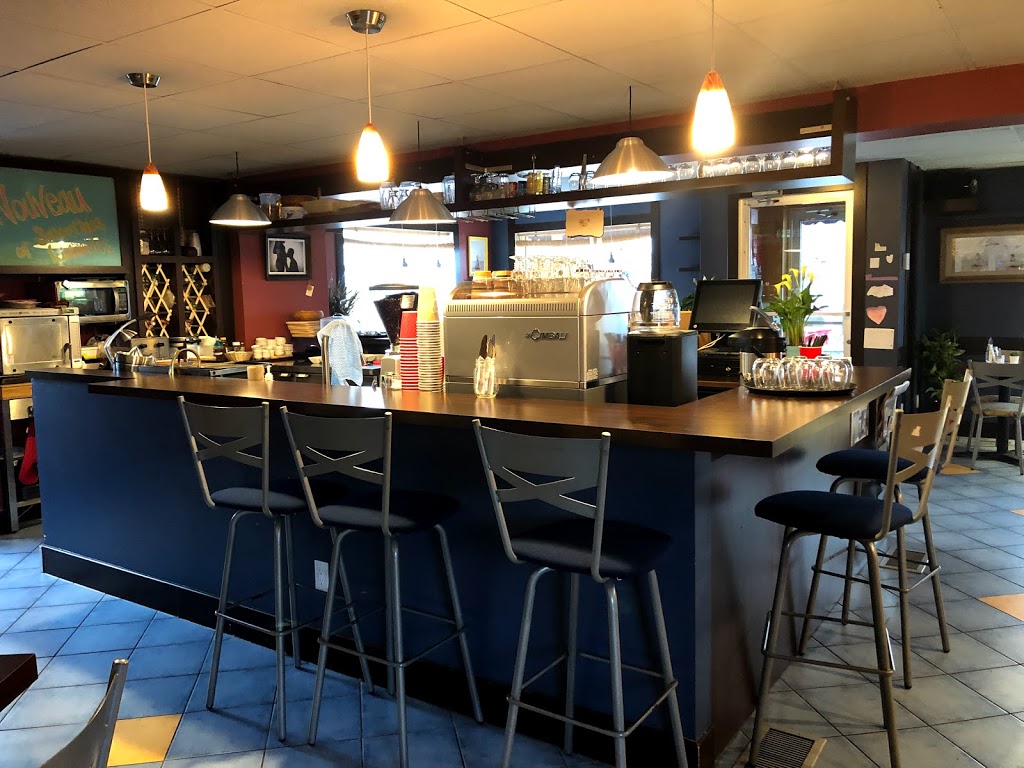 Café Bistrot lÉglantier | 606 Rue Saint-Antoine, Contrecoeur, QC J0L 1C0, Canada | Phone: (450) 401-1011