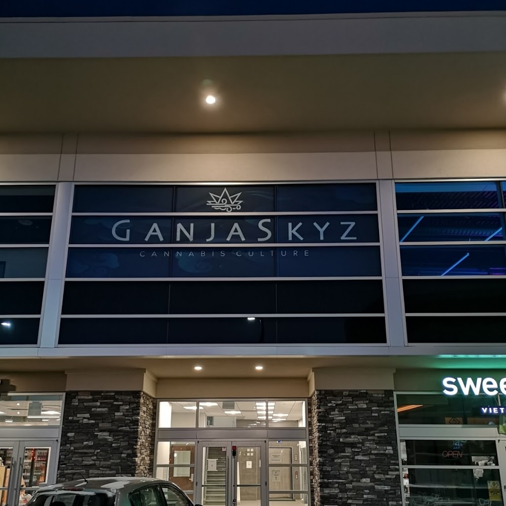 Ganja Skyz | 5586 Windermere Blvd #202, Edmonton, AB T6W 2Z8, Canada | Phone: (780) 758-7599