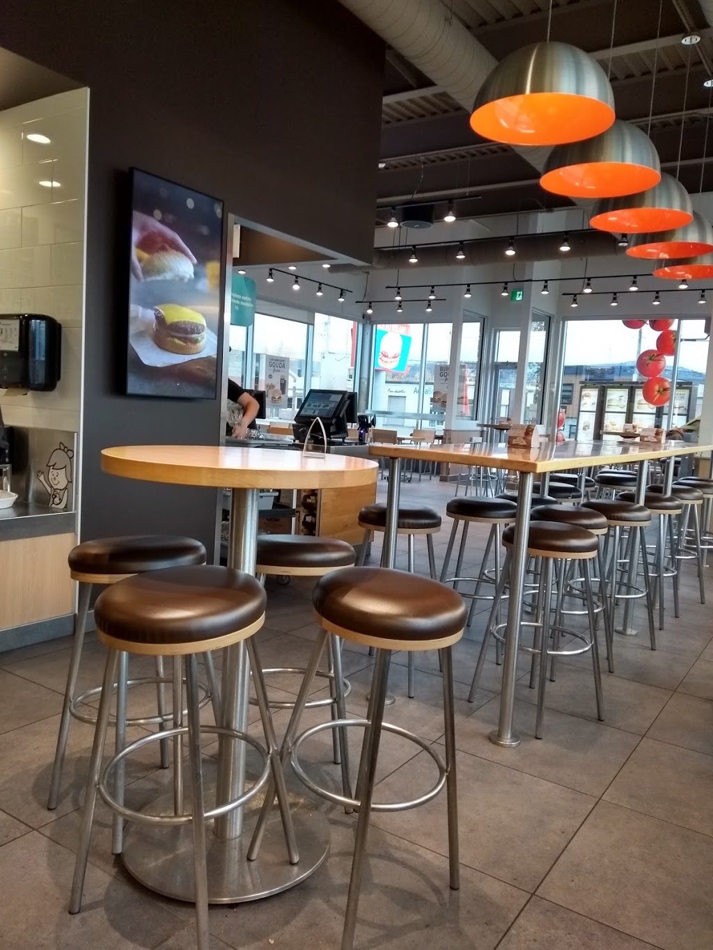 A&W Canada | 2193 Rue King Ouest, Sherbrooke, QC J1J 2G2, Canada | Phone: (819) 416-1461