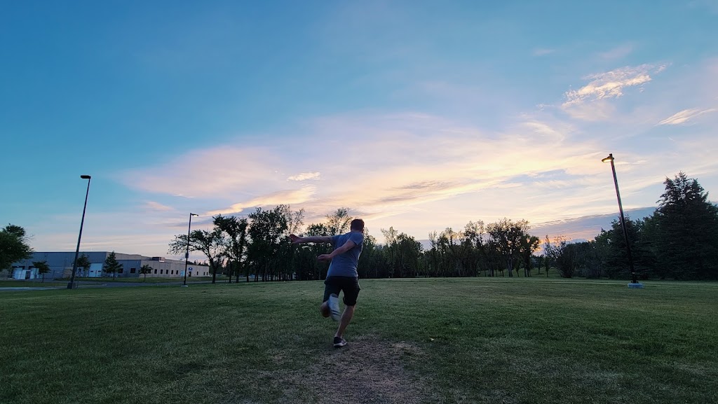 Aperture Disc Golf Course | Aperture Dr W, Lethbridge, AB T1K 6T5, Canada | Phone: (403) 329-2706