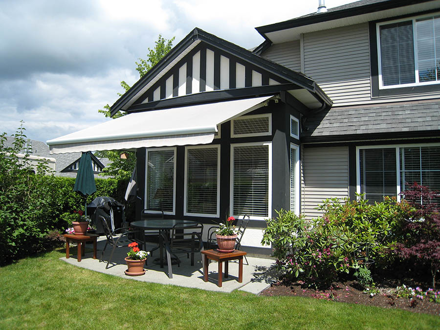 Arpella Fabric Awning Ltd | 6333 148 St #208, Surrey, BC V3S 3C3, Canada | Phone: (604) 729-2111