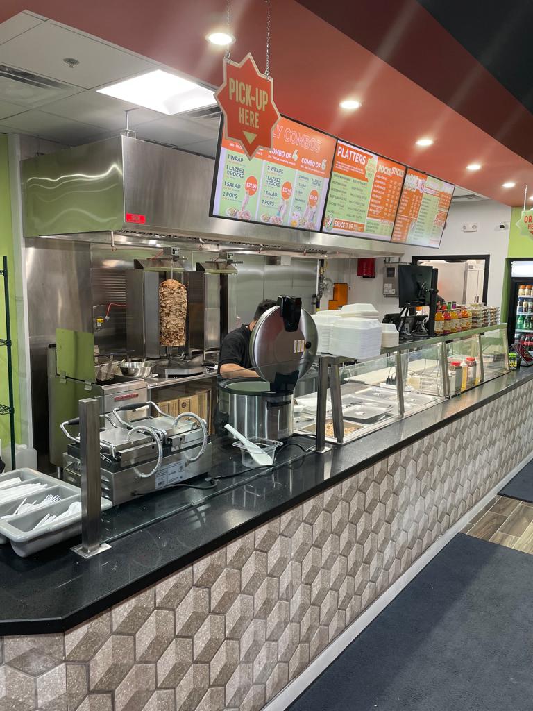 Lazeez Shawarma | 210 Glendale Ave, St. Catharines, ON L2T 3Y6, Canada | Phone: (905) 687-7420