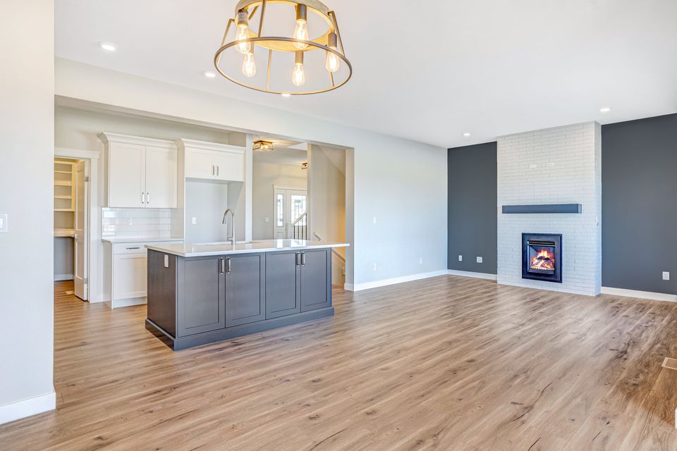 Billex Homes | 4185 Ryders Ridge Blvd, Sylvan Lake, AB T4S 0G3, Canada | Phone: (403) 588-7745