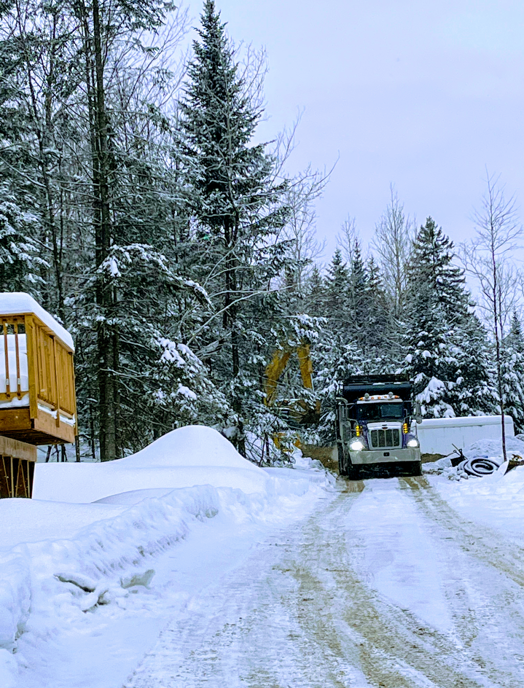 Excavation Lajeunesse Inc | 14 Rue Desjardins, Sainte-Agathe-des-Monts, QC J8C 2W8, Canada | Phone: (819) 326-3484