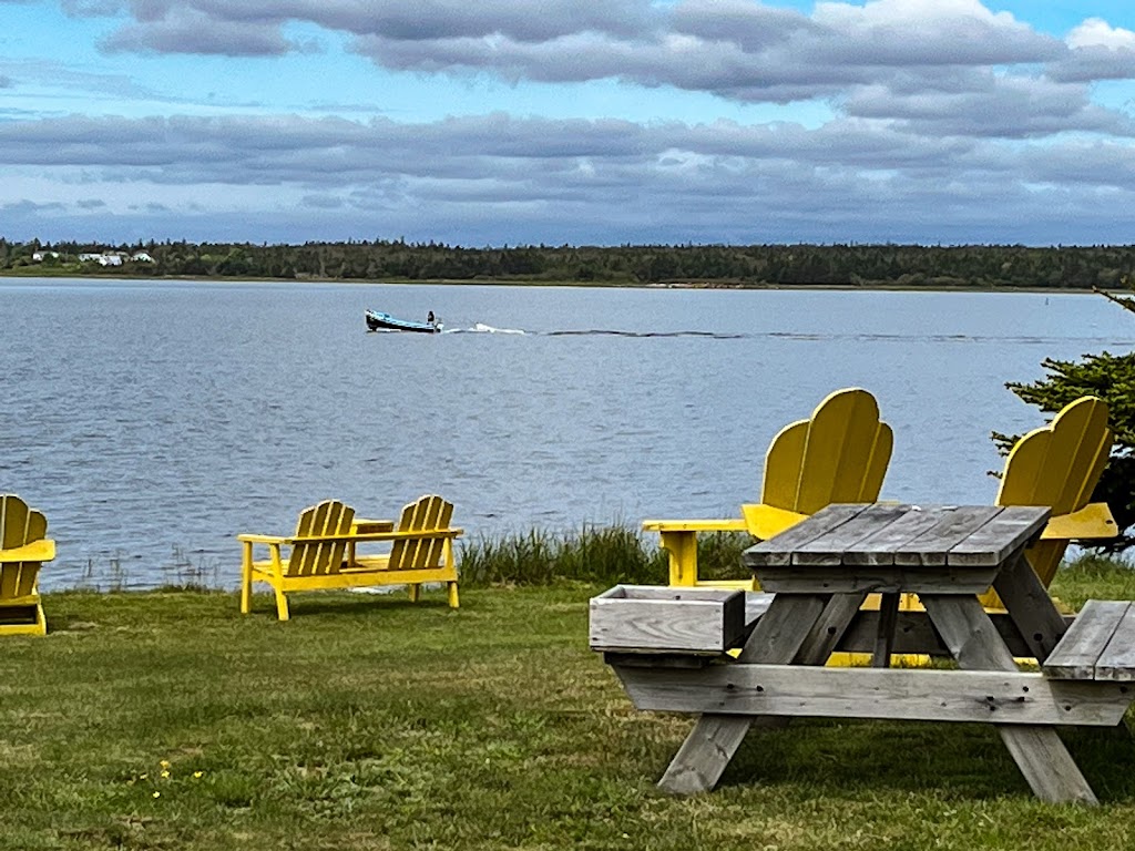 Whispering Waves Cottages | 310 Black Point Rd, Ingomar, NS B0T 1W0, Canada | Phone: (902) 637-3535