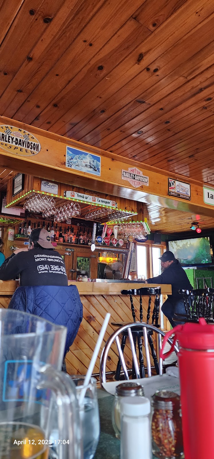 Pub des Long Rapides | 33 Rue Châteauguay, Huntingdon, QC J0S 1H0, Canada | Phone: (450) 264-9368