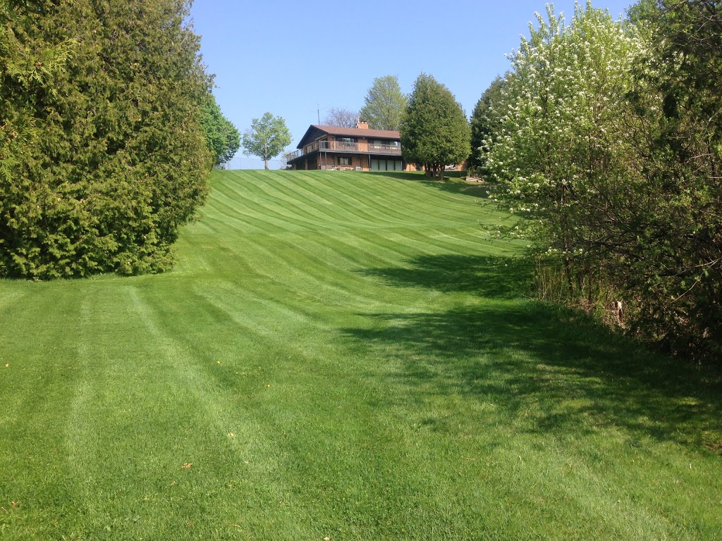 Lawnscape Property Maintenance | Durham Regional Rd 8, Uxbridge, ON L9P 1R1, Canada | Phone: (905) 852-4378