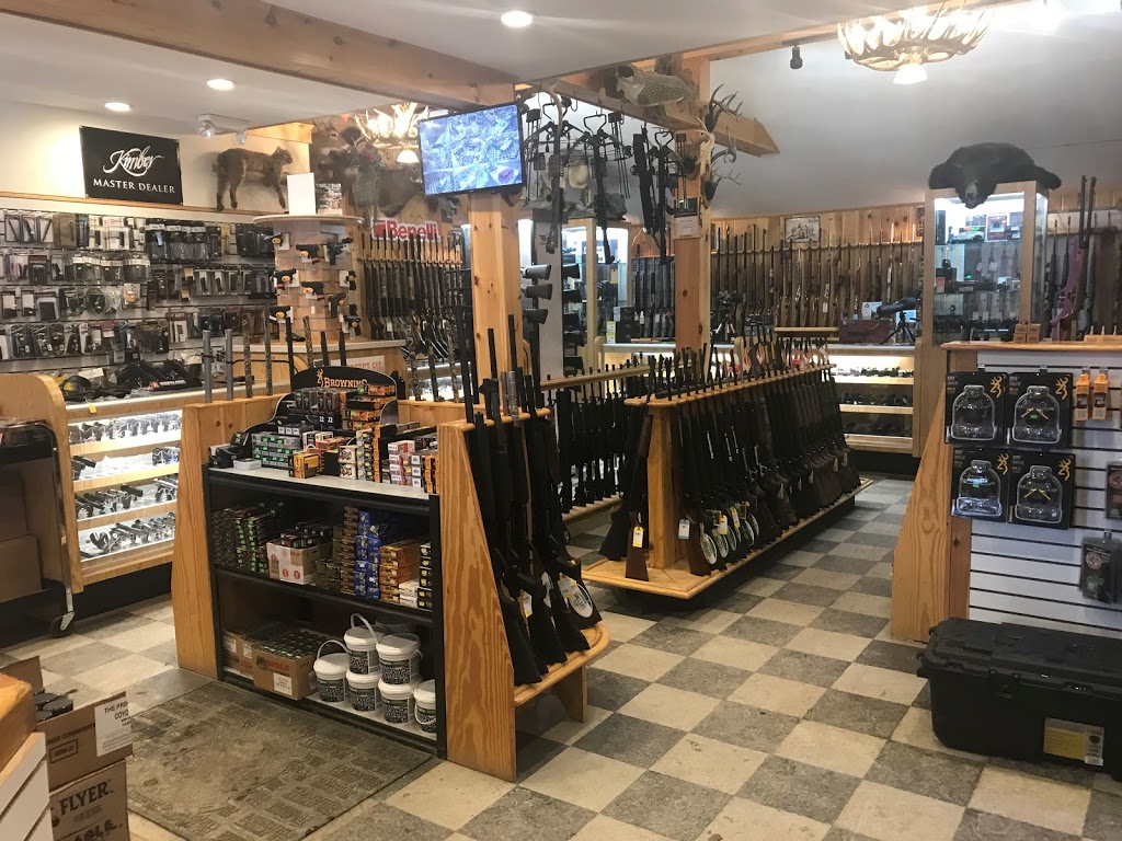 M & R Guns & Ammo | 61 Gore Rd, Highgate Center, VT 05459, USA | Phone: (802) 868-4288