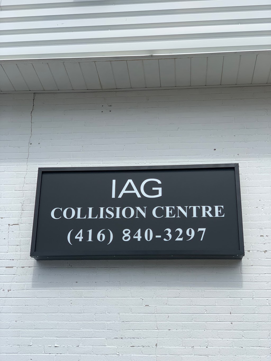 IAG Collision Centre | 2401 Dufferin St, York, ON M6E 3S7, Canada | Phone: (416) 840-3297