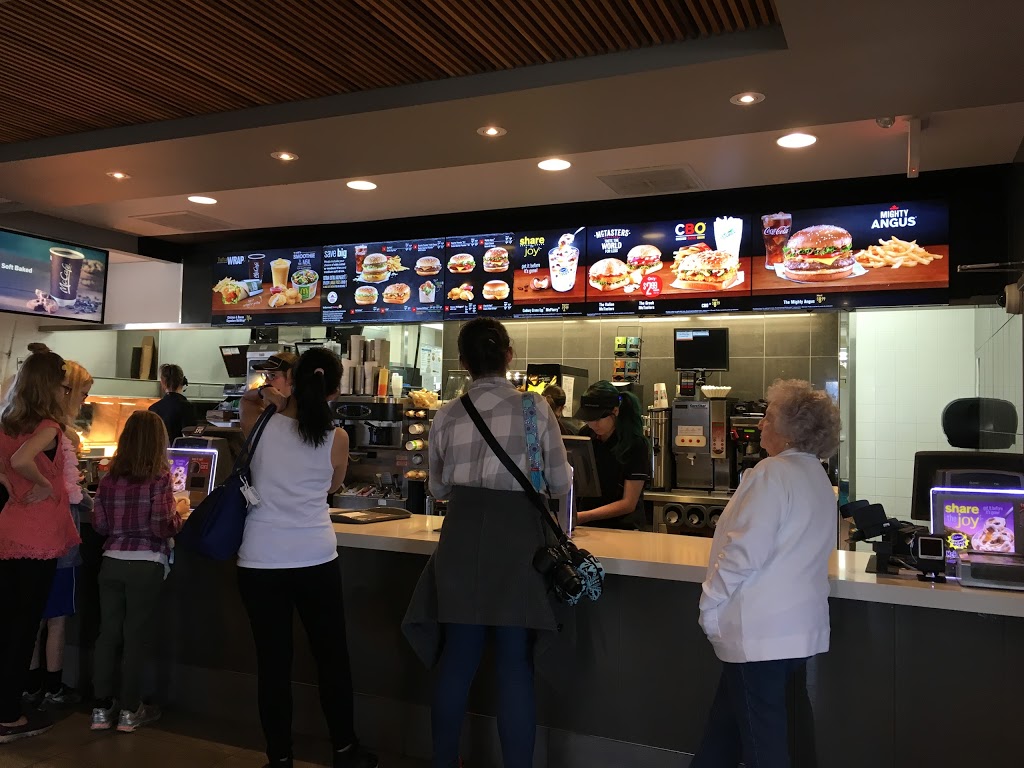 McDonalds | 20394 88 Ave, Langley City, BC V1M 2Y4, Canada | Phone: (604) 881-6220