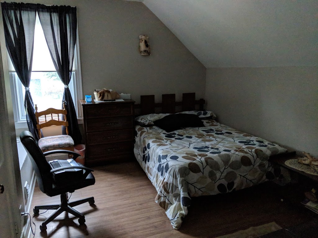 Gîte LAmical | 2297 QC-169, Métabetchouan-Lac-à-la-Croix, QC G8G 1B8, Canada | Phone: (418) 346-5439