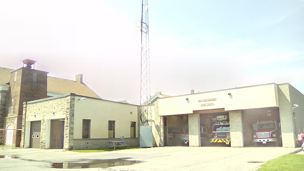 Smiths Falls Fire Department | 77 Beckwith St N, Smiths Falls, ON K7A 2B8, Canada | Phone: (613) 283-5869