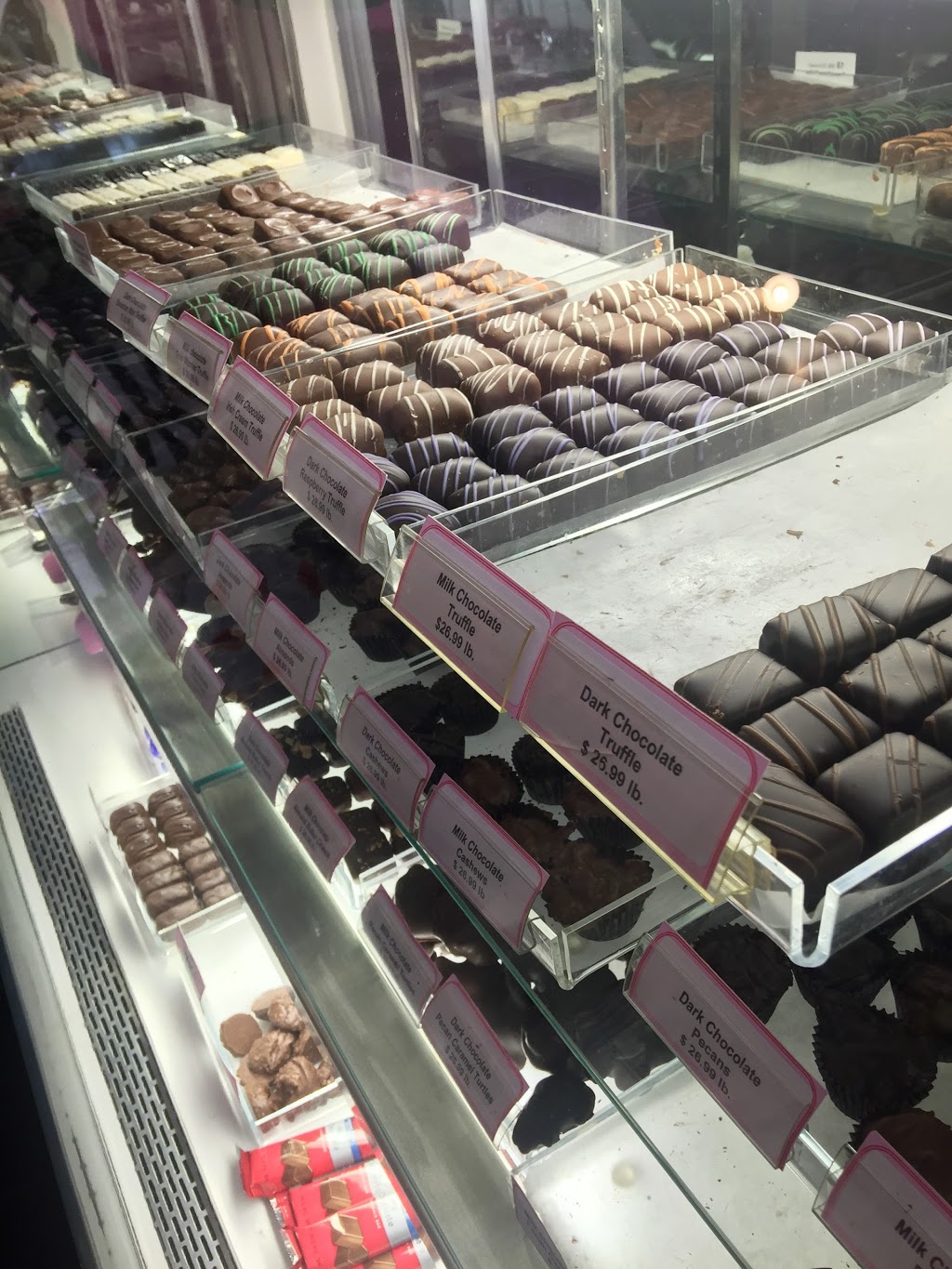 Fowlers Chocolates | 746 Elmwood Ave, Buffalo, NY 14222, USA | Phone: (716) 885-2183