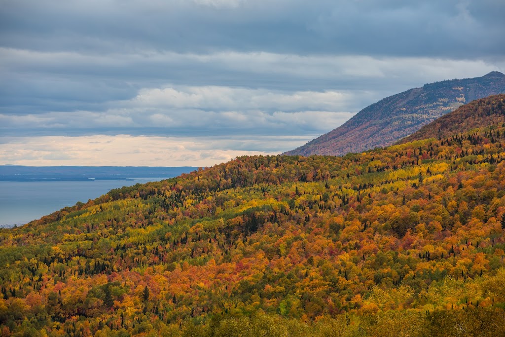 Sommets Charlevoix | 15 Chem. Du Versant, Petite-Rivière-Saint-François, QC G0A 2L0, Canada | Phone: (877) 469-0909