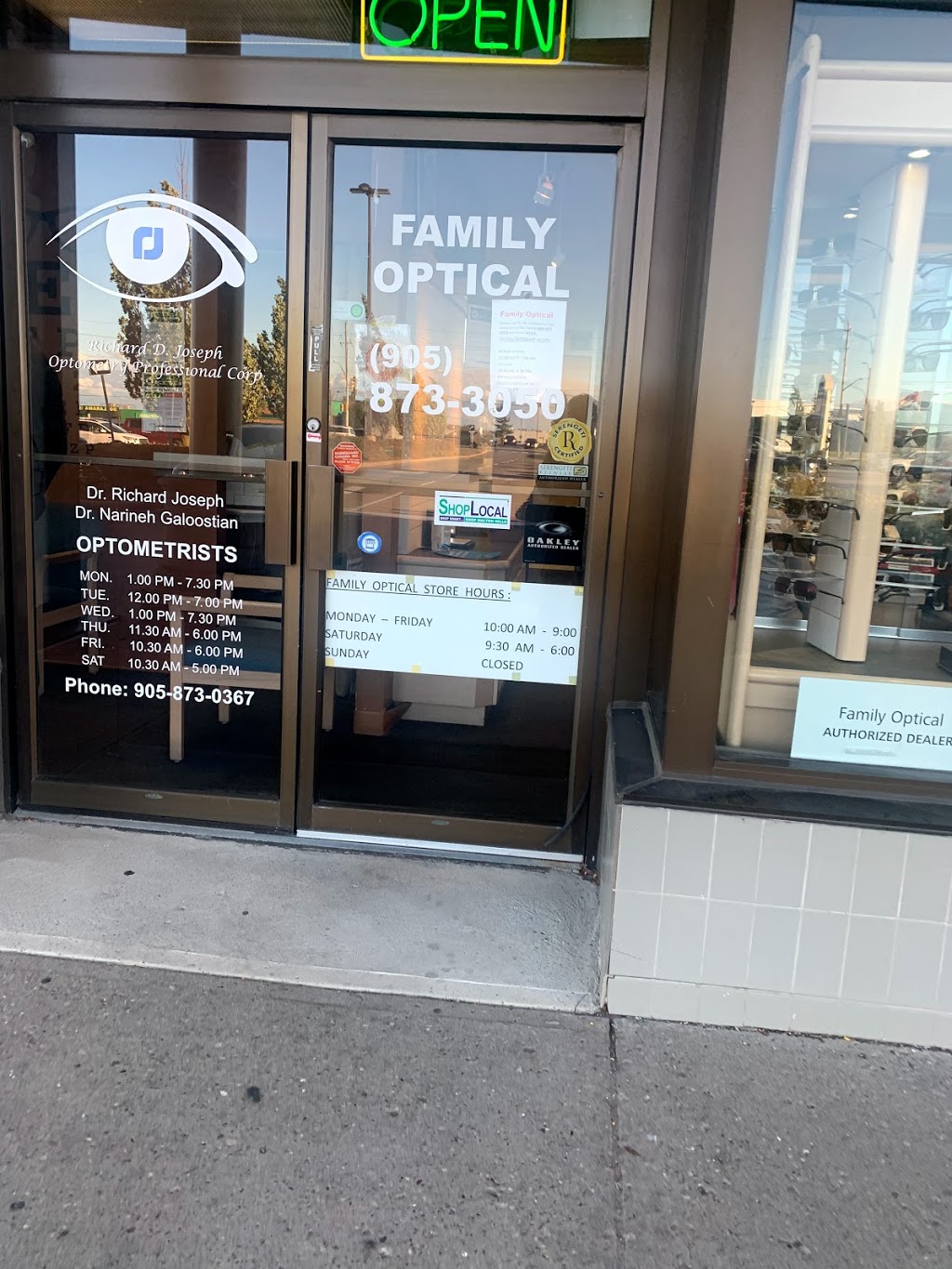 Family Optical | 280 Guelph St #18, Georgetown, ON L7G 4B1, Canada | Phone: (905) 873-3050