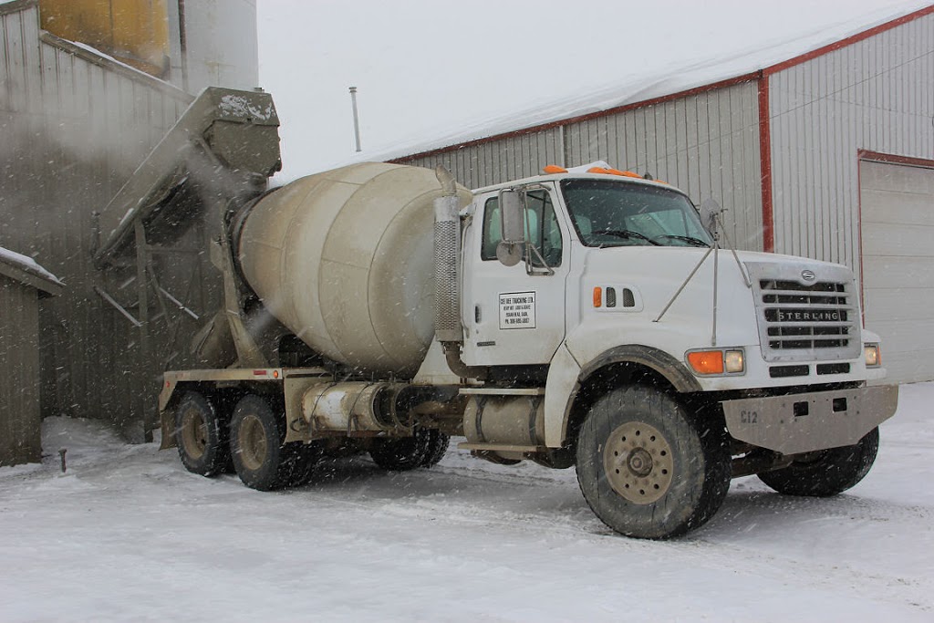 Cee Bee Trucking | 102S Railway Ave, Indian Head, SK S0G 2K0, Canada | Phone: (306) 695-3887