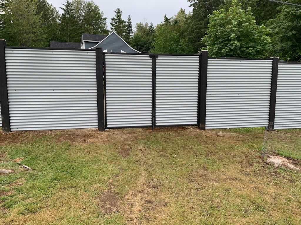 Simple Fencing | 8956 Mclarey Ave, Black Creek, BC V9J 1A2, Canada | Phone: (250) 703-1346