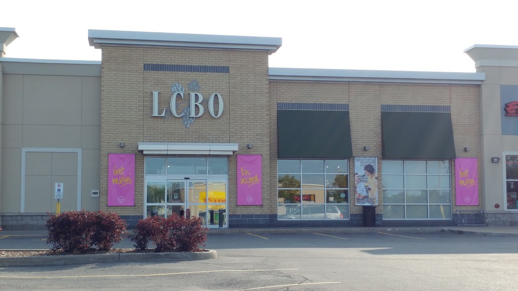 LCBO | 3000 Richelieu St Unit 2, Rockland, ON K4K 0B5, Canada | Phone: (613) 446-4472