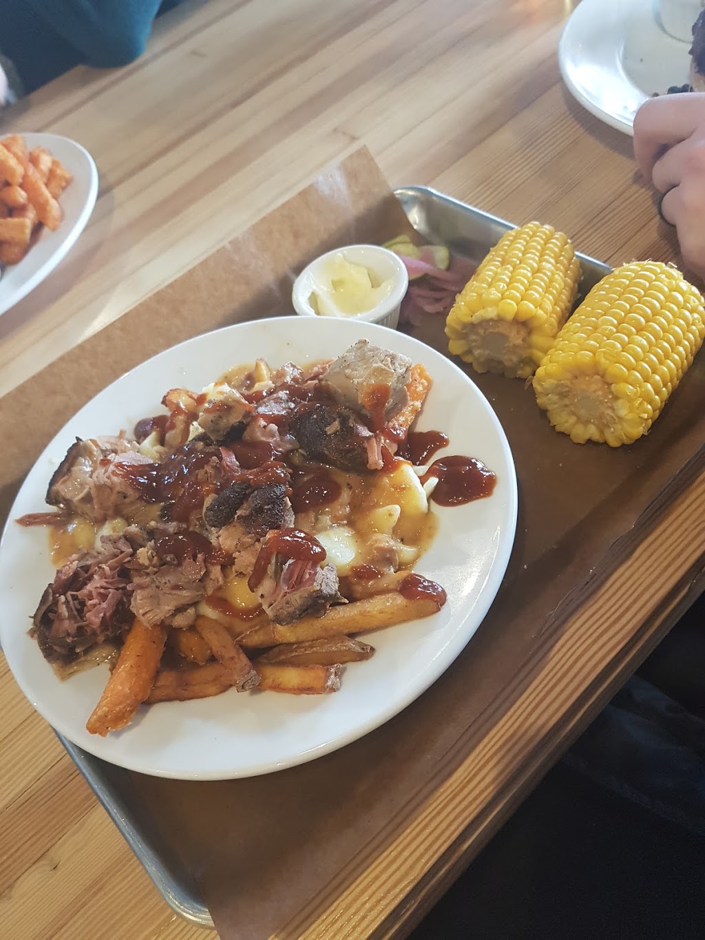 Smoke & Moonshine Authentic Barbeque | 5205 King St, Beamsville, ON L0R 1B3, Canada | Phone: (289) 237-8153