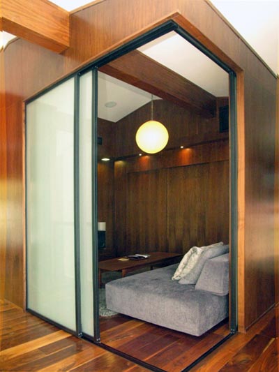 The Sliding Door Company | 1618 W 3rd Ave, Vancouver, BC V6J 1K2, Canada | Phone: (778) 371-1511