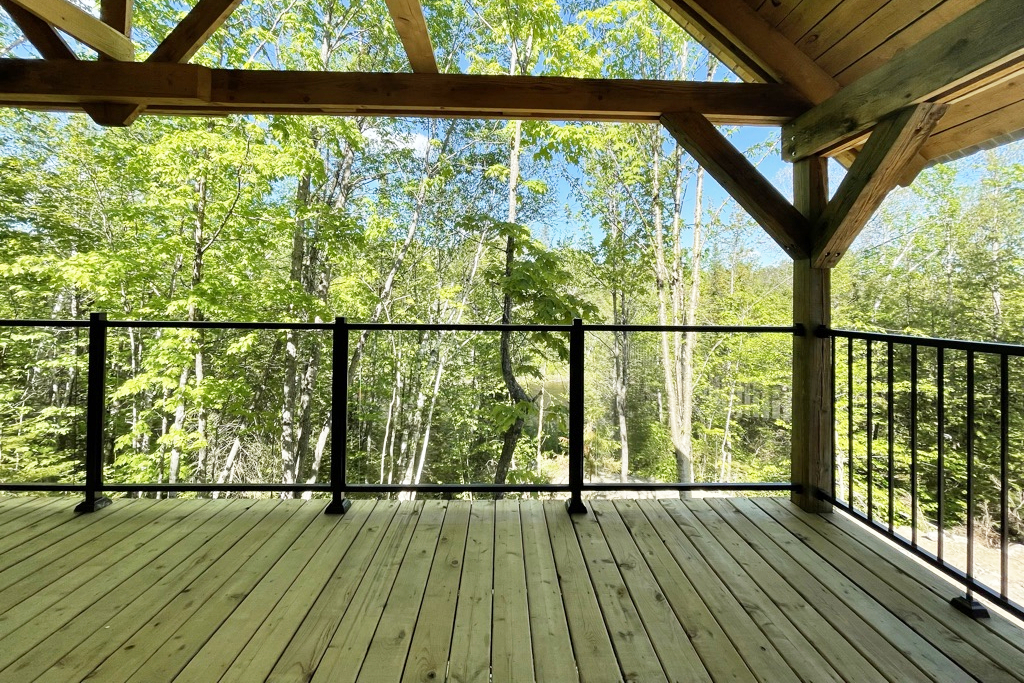 Vie de Chalet | 4896 Chem. de la Grande Vallée, Chertsey, QC J0K 3K0, Canada | Phone: (514) 615-1529