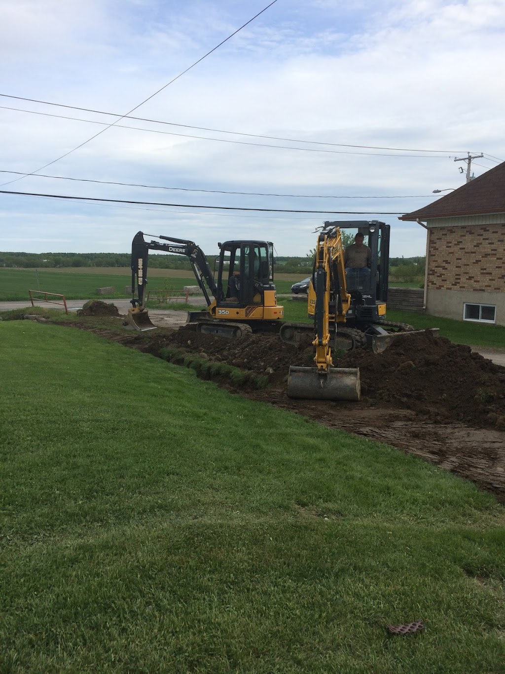 Excavation Ben Coulombe et Fils | 6810 Chem. Royal, Saint-Laurent-de-lÎle-dOrléans, QC G0A 3Z0, Canada | Phone: (418) 805-9405