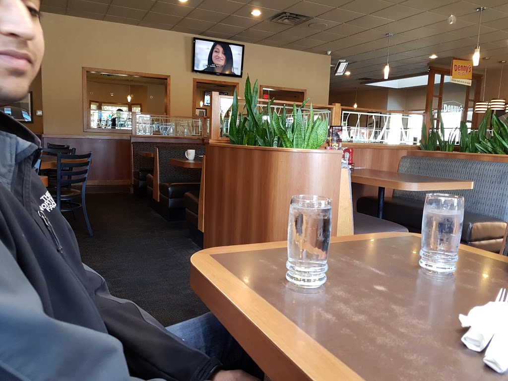 Dennys | 8487 120 St, Delta, BC V4C 6R2, Canada | Phone: (604) 590-1717