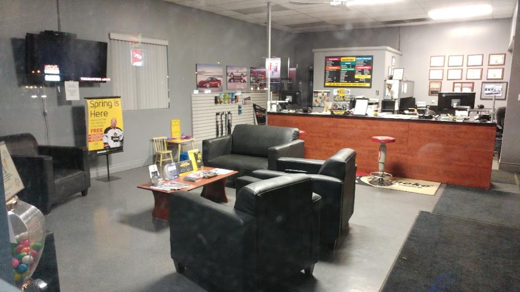 Meineke Car Care Centre | 1688 Dundas St, London, ON N5W 3C9, Canada | Phone: (226) 270-2833