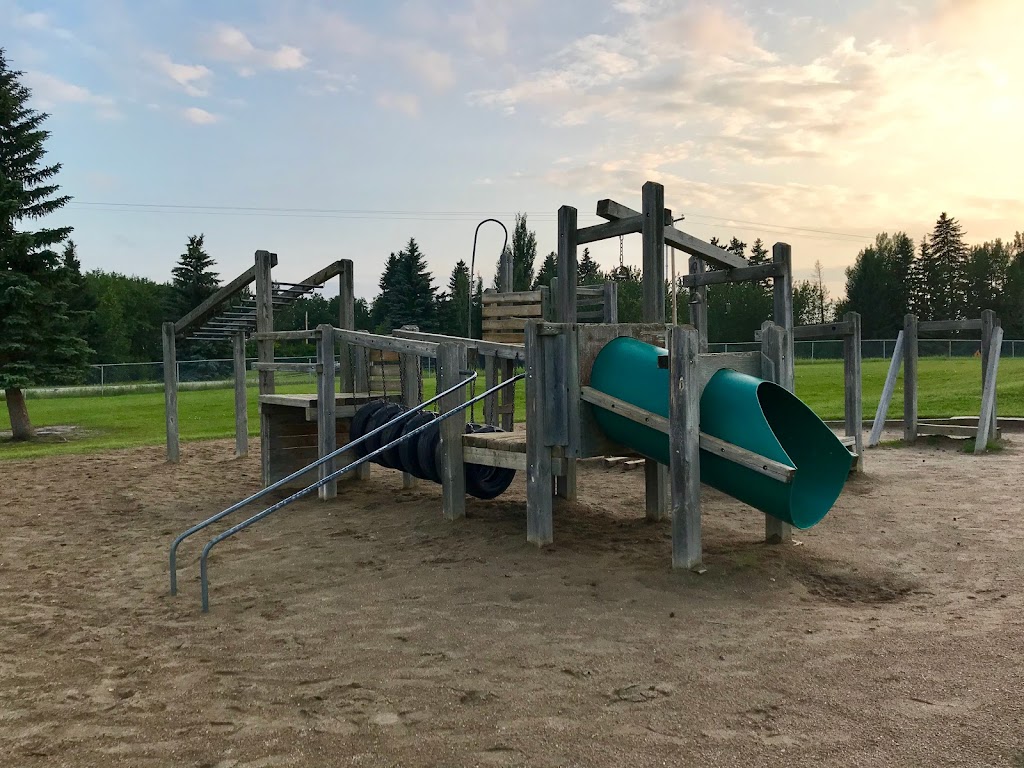 Blueberry School Playground | 1510 Parkland Dr, Carvel, AB T0E 0H0, Canada | Phone: (780) 963-3625