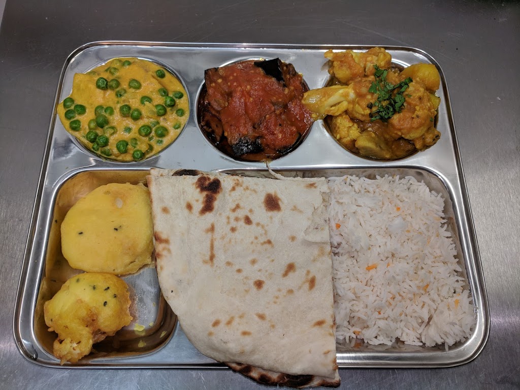 Restaurant Golden India | 408 McArthur Ave, Ottawa, ON K1K 1G8, Canada | Phone: (613) 842-9153