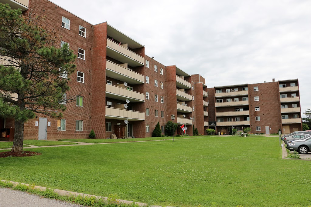 The Cedarview Apartments - Skyline Living | 149 Henry St, Brantford, ON N3S 7K7, Canada | Phone: (226) 920-9412