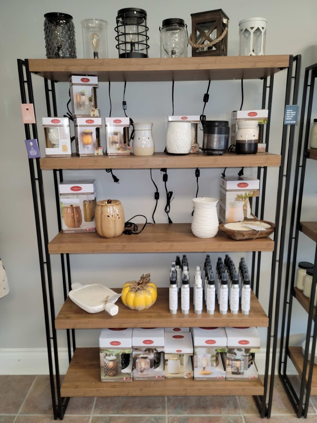 Sweet & Spice Candles | 295 Weber St N Unit 6B, Waterloo, ON N2J 3H8, Canada | Phone: (226) 647-2205