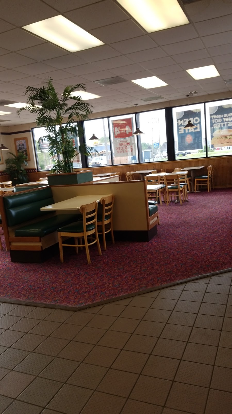 Wendys | 1700 Hancock St, Port Huron, MI 48060, USA | Phone: (810) 982-0688