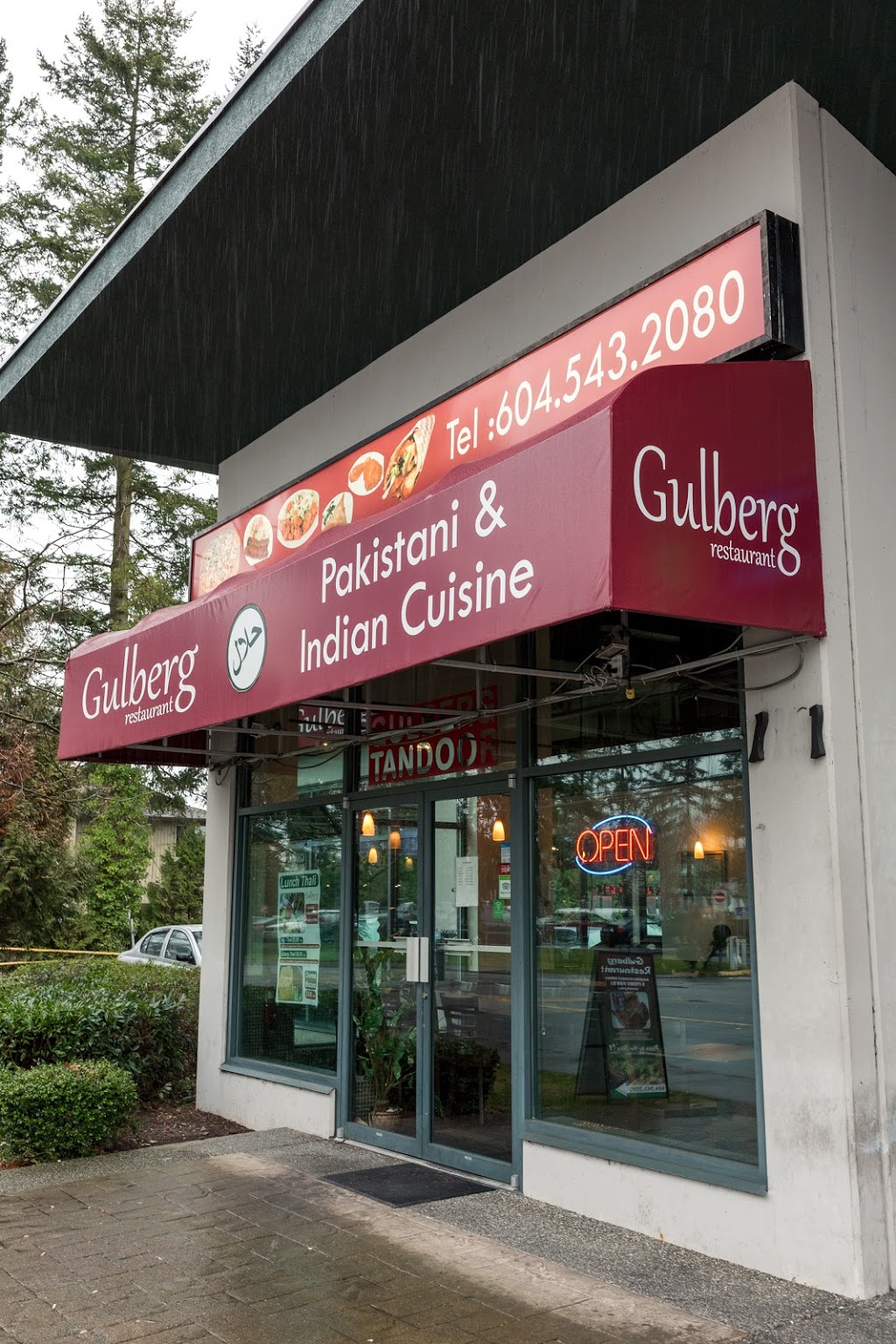 Gulberg Tandoor | 12578 72 Ave #119, Surrey, BC V3W 2M6, Canada | Phone: (604) 543-2080