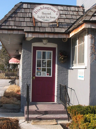 Dishingtons Tearoom | 2485 Main St, London, ON N6P 1R4, Canada | Phone: (519) 652-2818