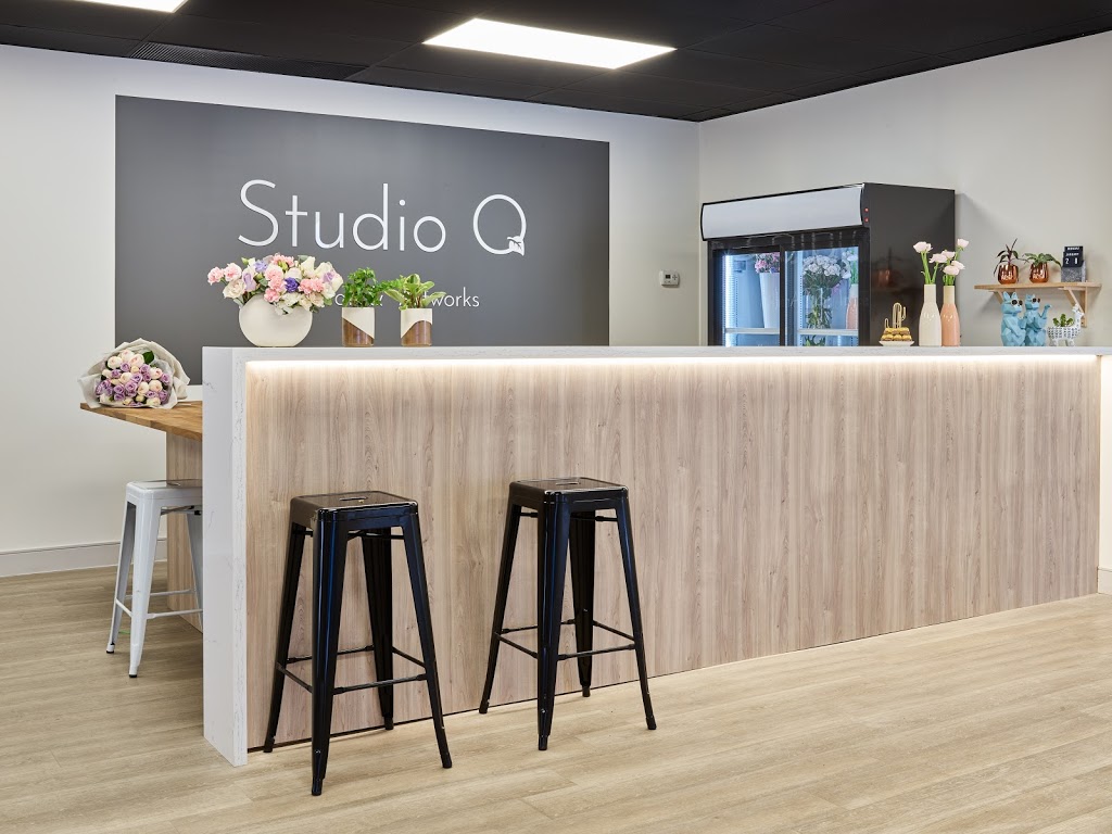 Studio Q Floral & Artworks | 3555 Hawkestone Rd, Mississauga, ON L5C 2V1, Canada | Phone: (647) 994-9699