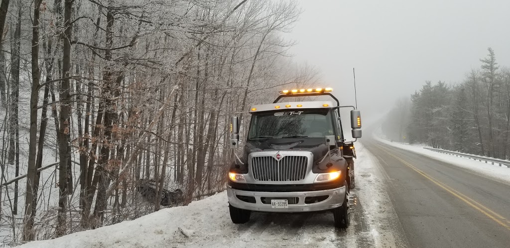 Shelburne Tire & Towing Inc | 525401 Side Rd 5, Shelburne, ON L0N 1S6, Canada | Phone: (519) 925-2795