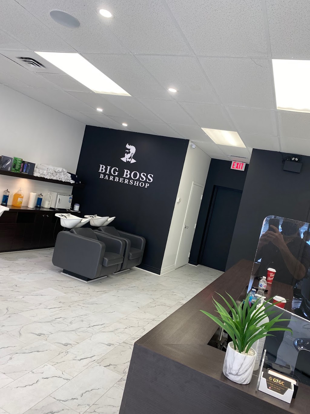 Big Boss Barbershop | 3615 Dixie Rd Unit 6, Mississauga, ON L4Y 4H4, Canada | Phone: (905) 629-2094