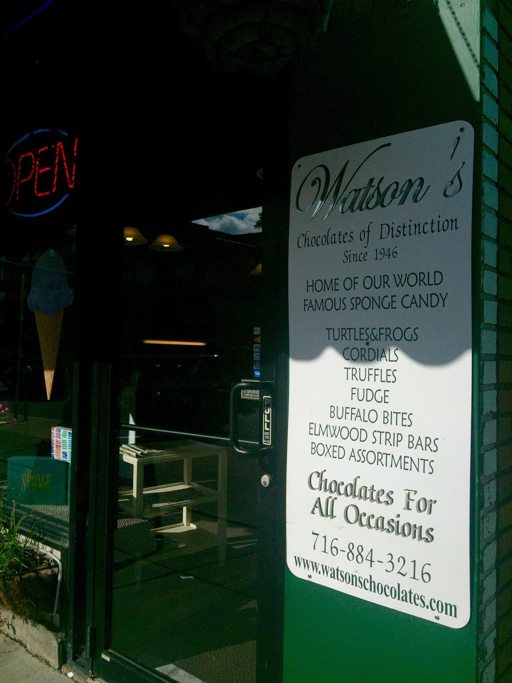 Watsons Chocolates | 738 Elmwood Ave, Buffalo, NY 14222, USA | Phone: (716) 884-3216