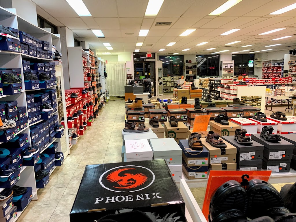 Chaussures 22 | 973 Bd du Curé-Labelle, Blainville, QC J7C 2L8, Canada | Phone: (450) 435-8966