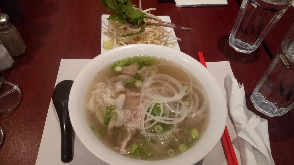 Restaurant Pho Do Thi | 1238 Rue Saint-Denis, Montréal, QC H2X 3J6, Canada | Phone: (514) 842-2961