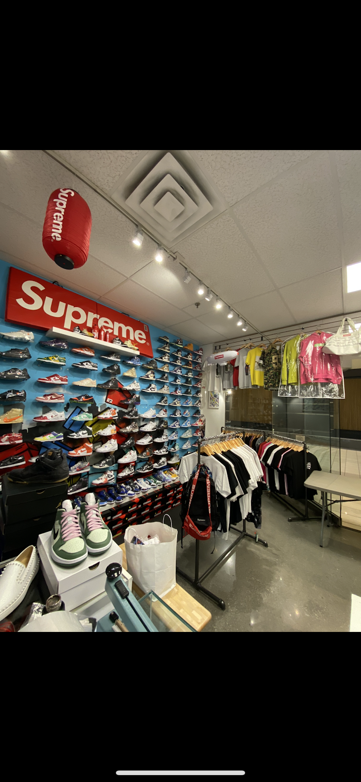 Premier Hype | 595 Bay St., Toronto, ON M5G 2R3, Canada | Phone: (416) 979-3151