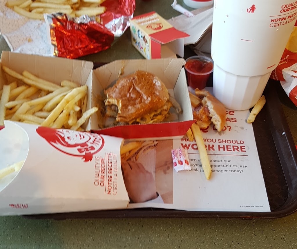 Wendys | 14205 118 Ave NW, Edmonton, AB T5L 2M3, Canada | Phone: (780) 451-2669