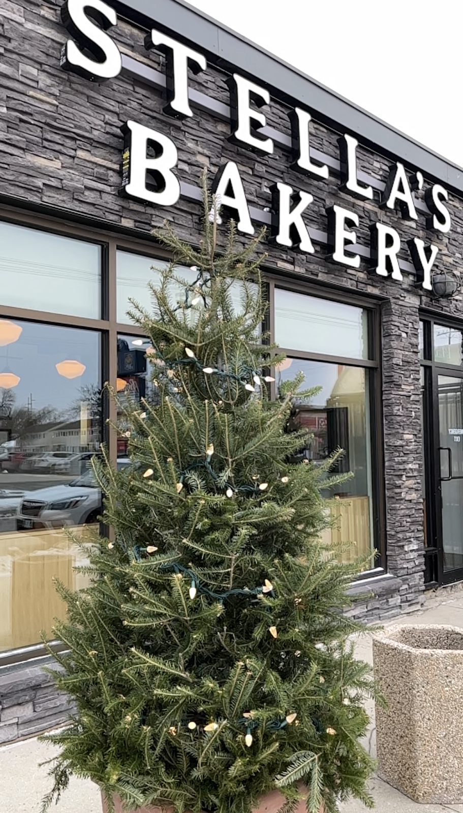 Stellas Bakery | 110 Sherbrook St, Winnipeg, MB R3C 2B4, Canada | Phone: (204) 783-1453