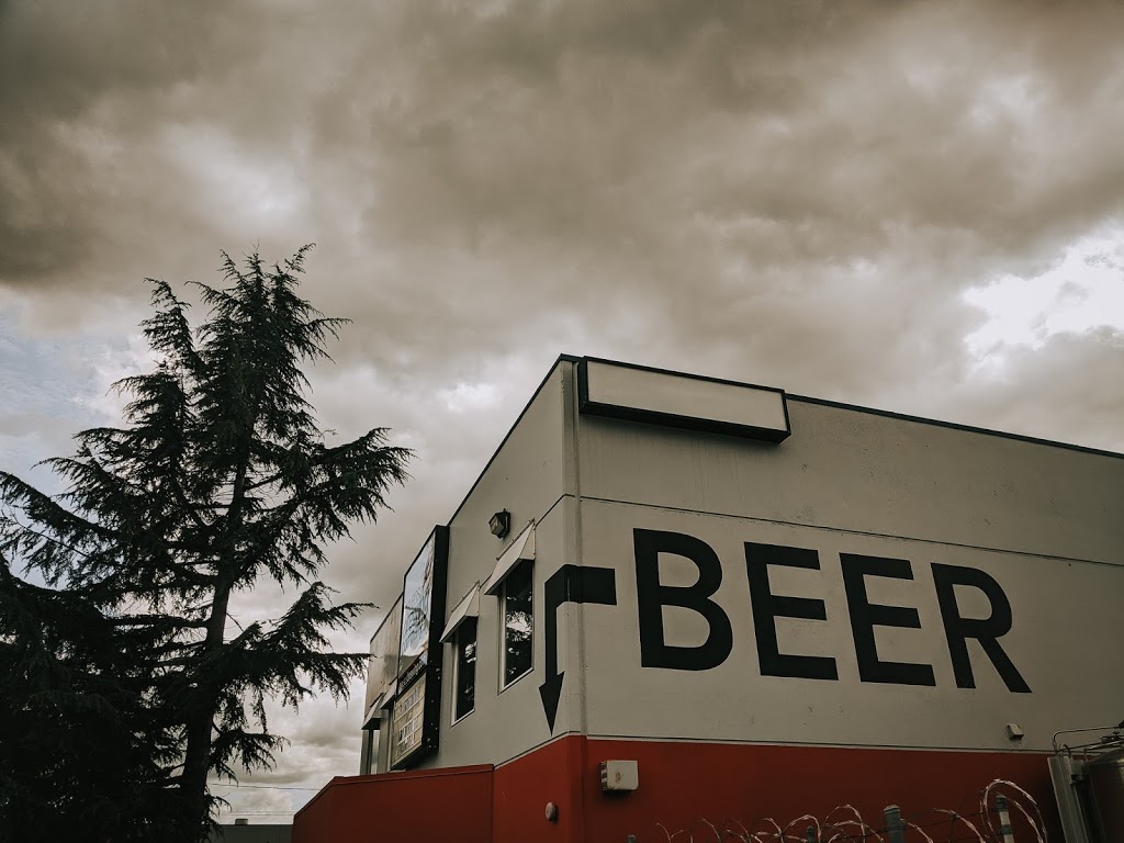 Ravens Brewing Company | 2485 Townline Rd, Abbotsford, BC V2T 6L6, Canada | Phone: (604) 758-1557