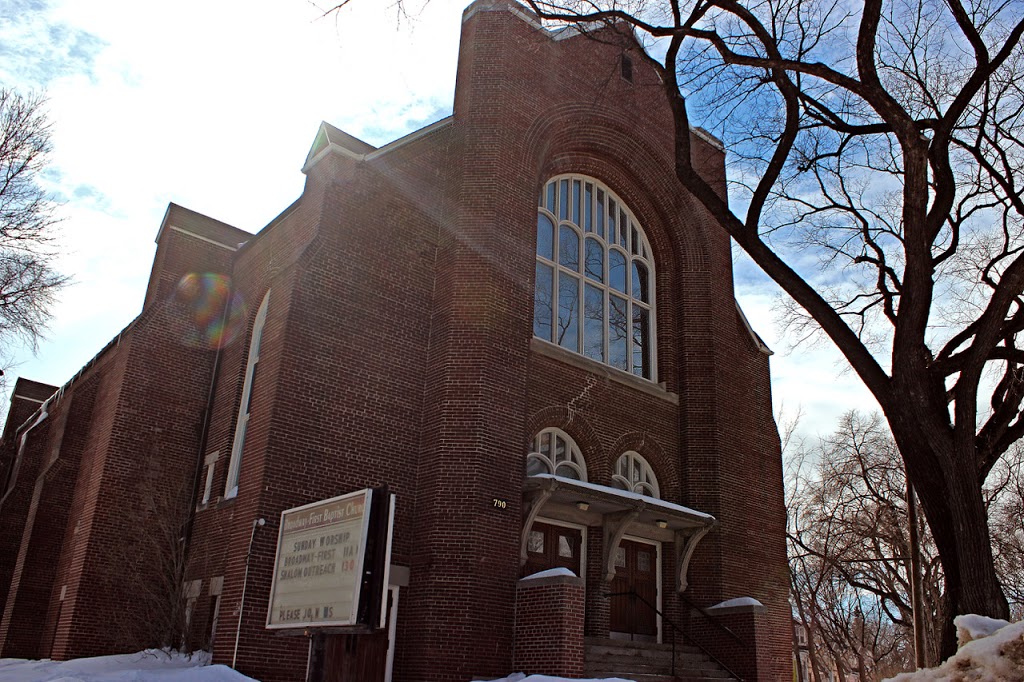 Broadway First Baptist Church | 790 Honeyman Ave, Winnipeg, MB R3G 0Y1, Canada | Phone: (204) 783-4413
