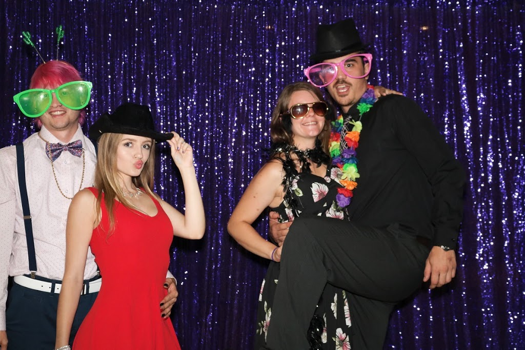 Event Booth Photo Booth | 30 Quarry Ridge Rd, Barrie, ON L4M 7G1, Canada | Phone: (705) 242-0225