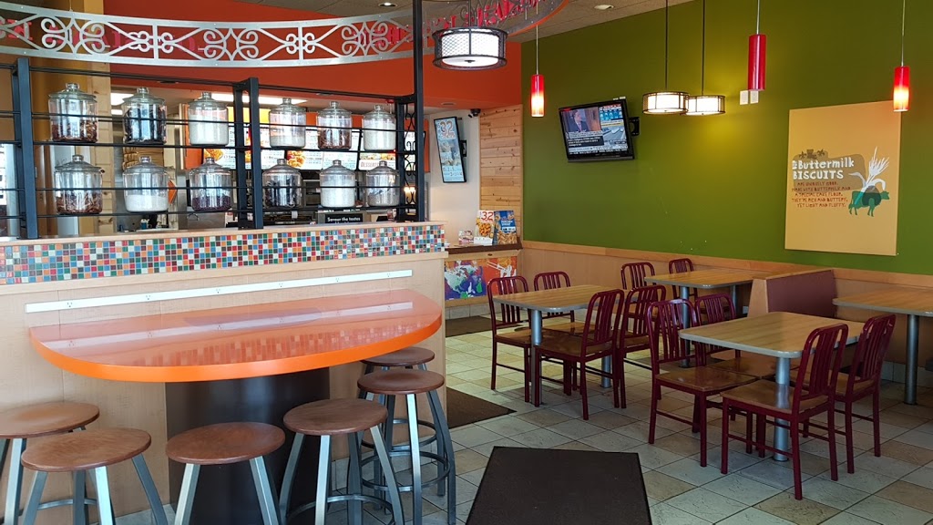 Popeyes | 11 Woodlawn Rd W, Guelph, ON N1H 1G8, Canada | Phone: (519) 827-9090