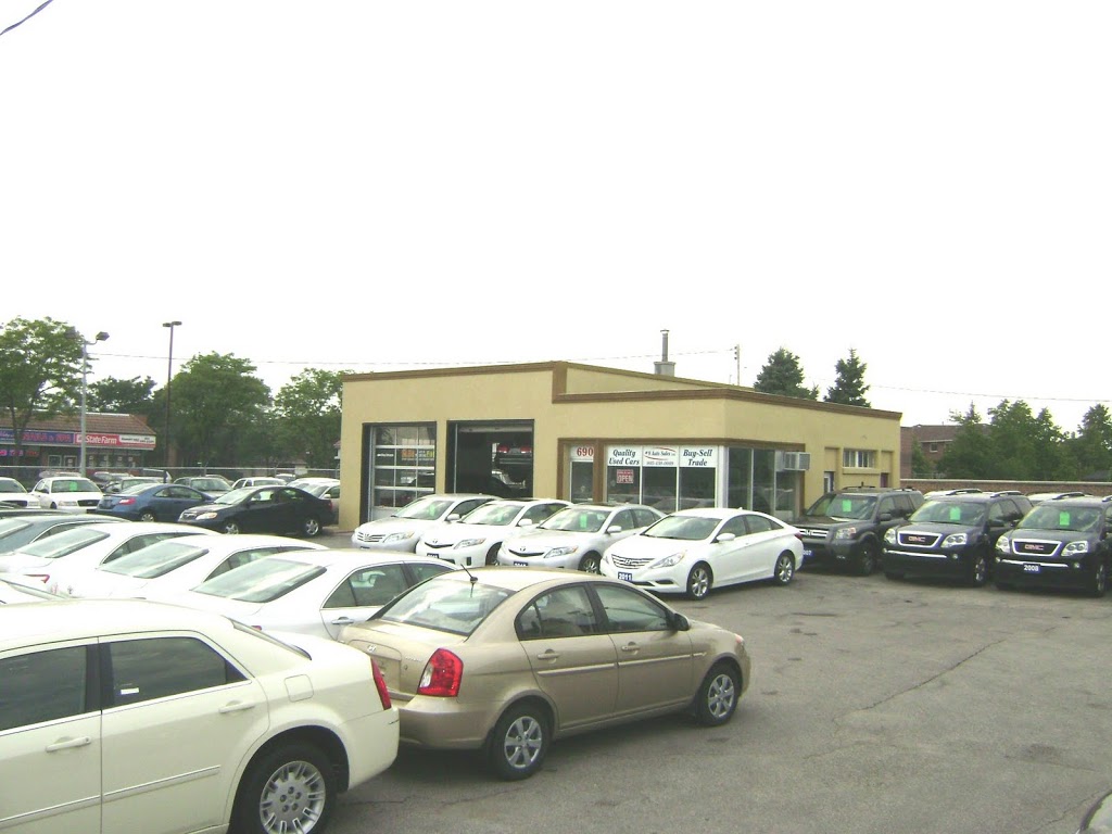 # 9 Auto Sales Ltd | 690 Queen St W, Brampton, ON L6X 3E1, Canada | Phone: (905) 450-0009