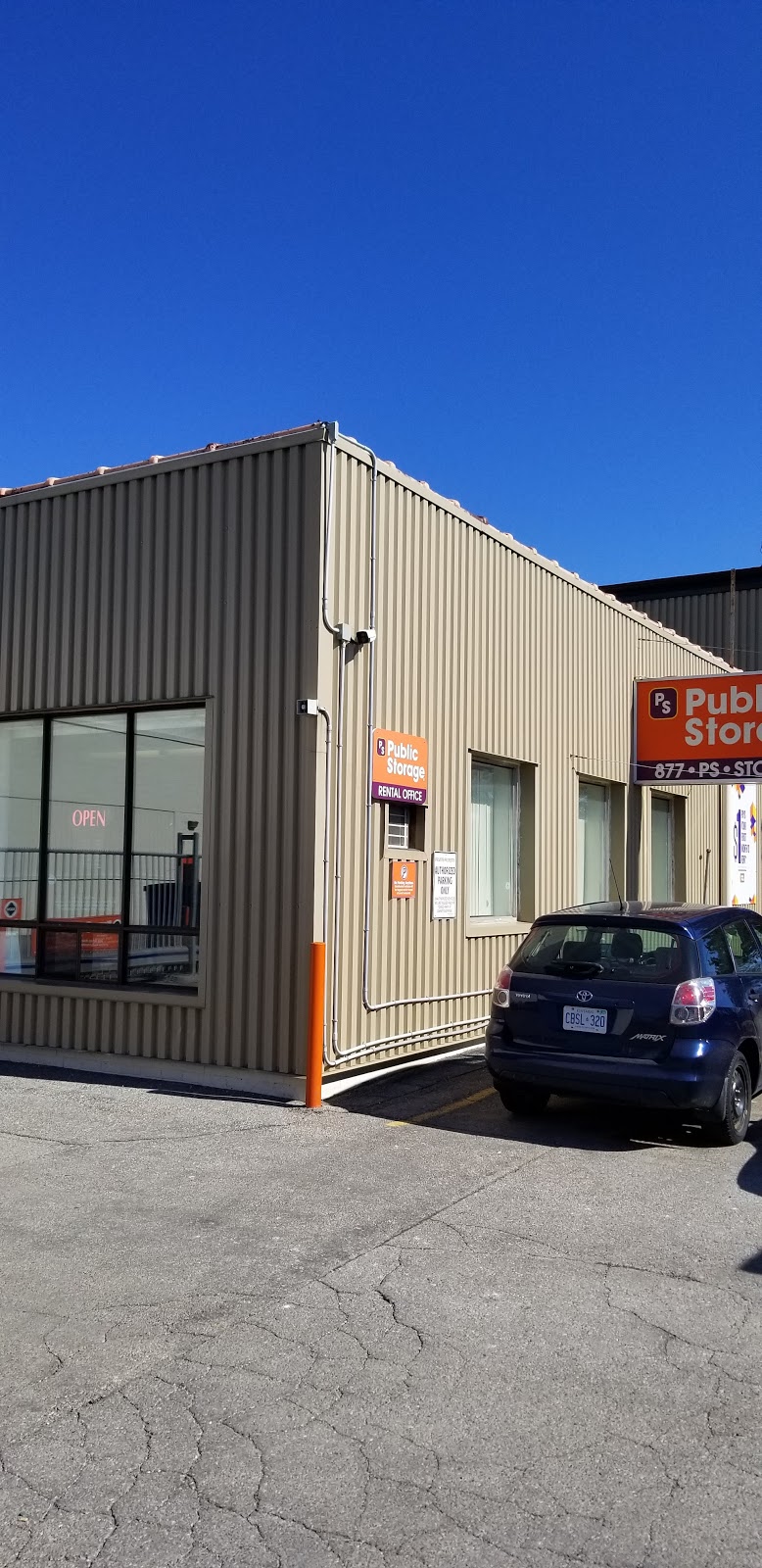 Public Storage | 36 Queen Elizabeth Blvd, Etobicoke, ON M8Z 1L8, Canada | Phone: (416) 255-7936